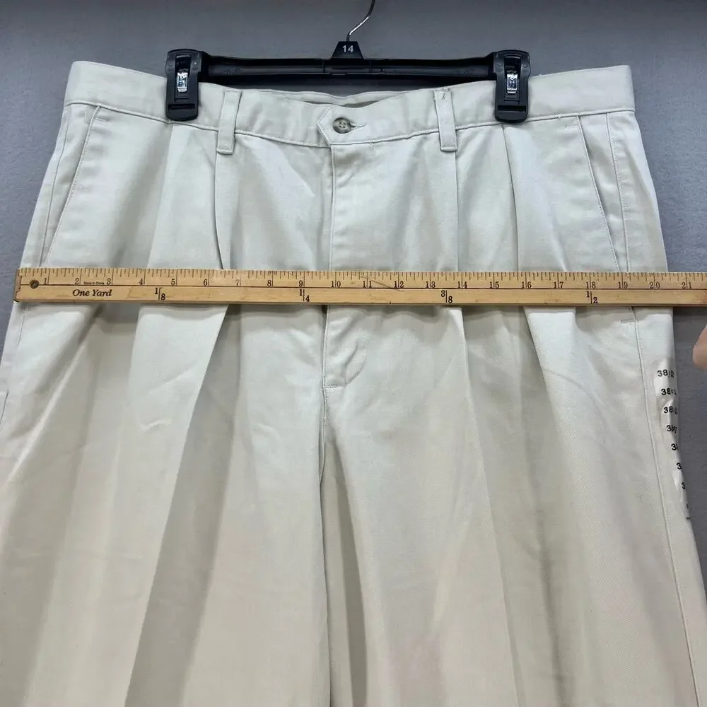 NWT Dockers Khaki Pants Men's 38X32 Classic Fit Pleated Front No Wrinkle Twill